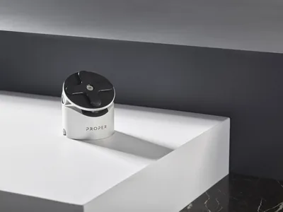 Pivot Stand on counter top